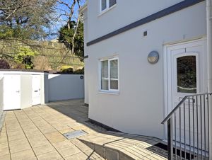 Photo 11- click for photo gallery